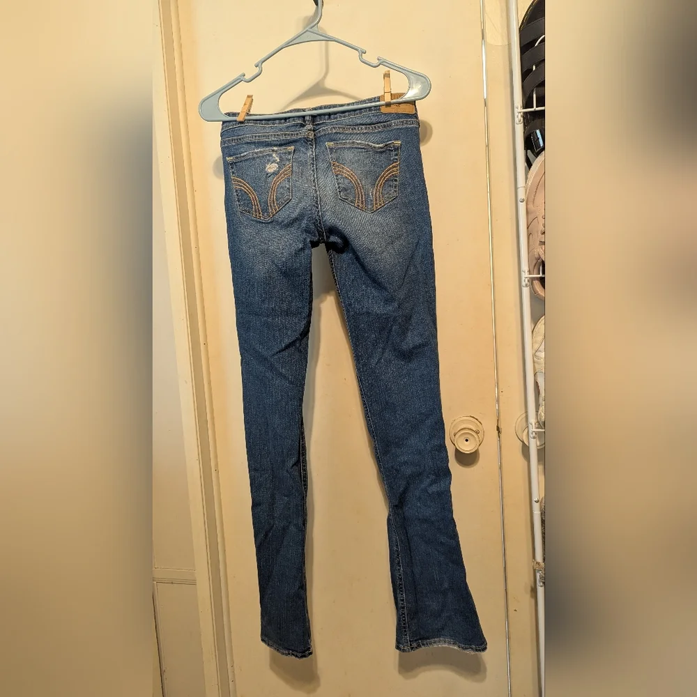 Cute Ripped Jeans - Picture 3 of 3